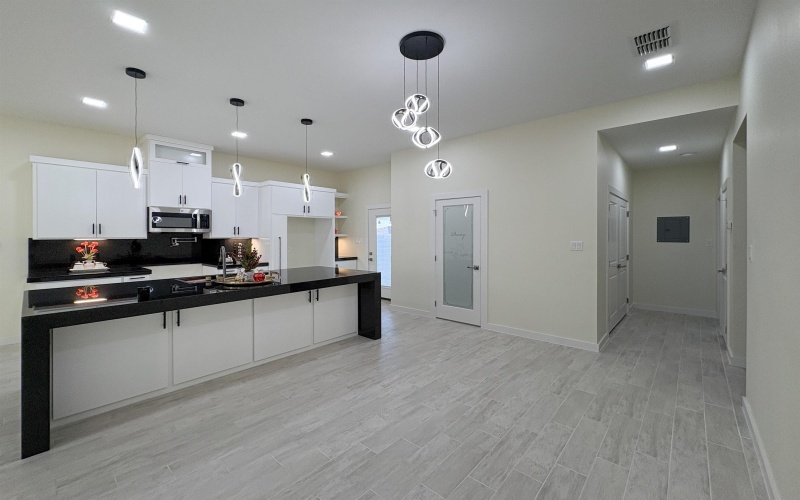 1620 Doctora Eve Perez Ln, LAREDO, TX 78046, 3 Habitaciones Habitaciones , ,2 BañosBaños,Residential,En Venta,1620 Doctora Eve Perez Ln,20252366