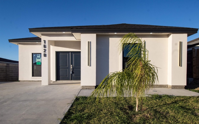 1620 Doctora Eve Perez Ln, LAREDO, TX 78046, 3 Habitaciones Habitaciones , ,2 BañosBaños,Residential,En Venta,1620 Doctora Eve Perez Ln,20252366