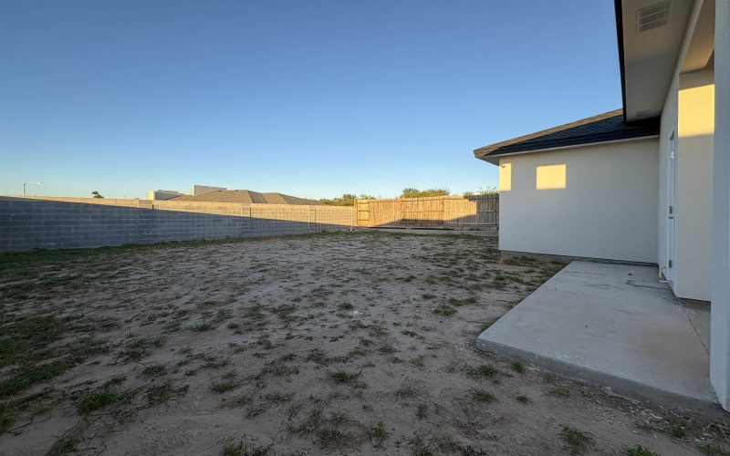 1620 Doctora Eve Perez Ln, LAREDO, TX 78046, 3 Habitaciones Habitaciones , ,2 BañosBaños,Residential,En Venta,1620 Doctora Eve Perez Ln,20252366