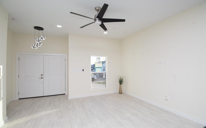 1620 Doctora Eve Perez Ln, LAREDO, TX 78046, 3 Habitaciones Habitaciones , ,2 BañosBaños,Residential,En Venta,1620 Doctora Eve Perez Ln,20252366