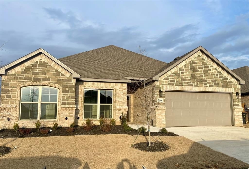 709 Lake Murray Lane, Cleburne, TX 76033, 4 Habitaciones Habitaciones , ,2 BañosBaños,Residential Lease,En Alquiler,709 Lake Murray Lane,20861040