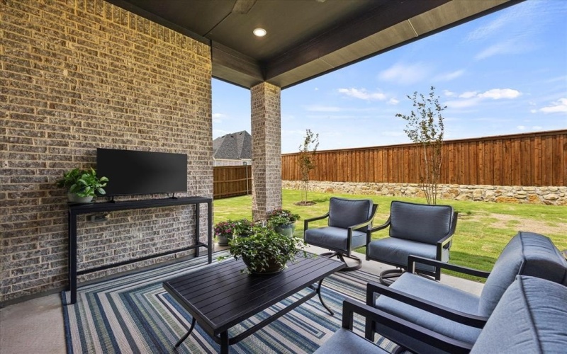 910 Montrose, Rockwall, TX 75087, 4 Bedrooms Bedrooms, ,5 BathroomsBathrooms,Residential,For Sale,910 Montrose,20943900