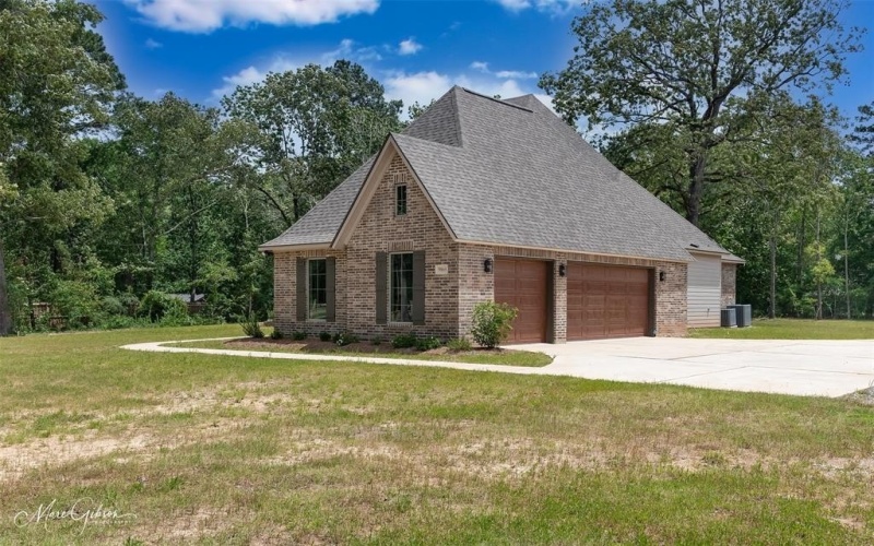 9865 Norris Ferry, Shreveport, LA 71106, 4 Bedrooms Bedrooms, ,3 BathroomsBathrooms,Residential,For Sale,9865 Norris Ferry,20944010