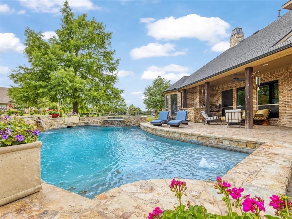 401 Wyndemere Boulevard, Heath, TX 75032, 4 Bedrooms Bedrooms, ,3 BathroomsBathrooms,Residential,For Sale,401 Wyndemere Boulevard,20949158