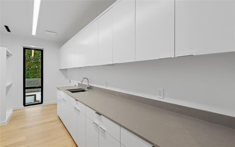 5029 Pershing Street, Dallas, TX 75206, 3 Habitaciones Habitaciones , ,3 BañosBaños,Residential,En Venta,5029 Pershing Street,20954462