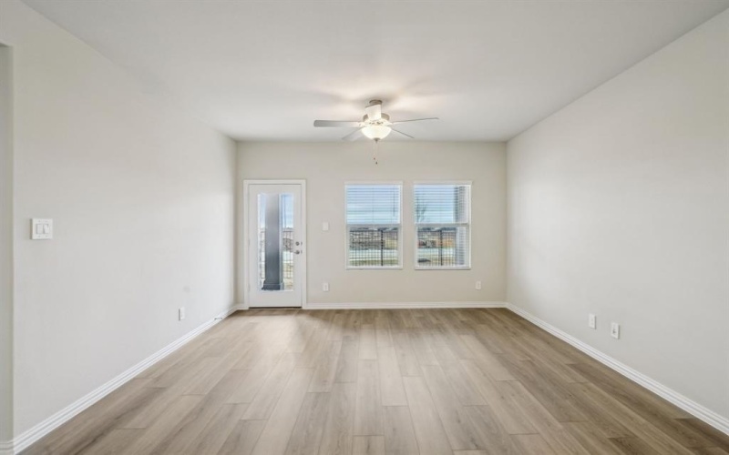 207 Greenbriar Drive, Princeton, TX 75071, 3 Bedrooms Bedrooms, ,2 BathroomsBathrooms,Residential,For Sale,207 Greenbriar Drive,20955349