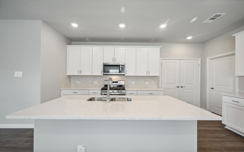 203 Greenbriar Drive, Princeton, TX 75071, 4 Bedrooms Bedrooms, ,2 BathroomsBathrooms,Residential,For Sale,203 Greenbriar Drive,20955375
