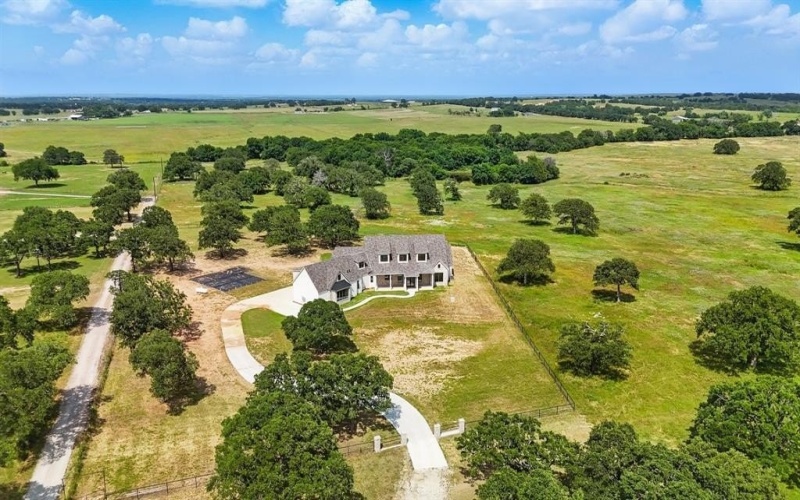 623 Lake Valley Road, Sunset, TX 76270, 4 Bedrooms Bedrooms, ,3 BathroomsBathrooms,Residential,For Sale,623 Lake Valley Road,20955908