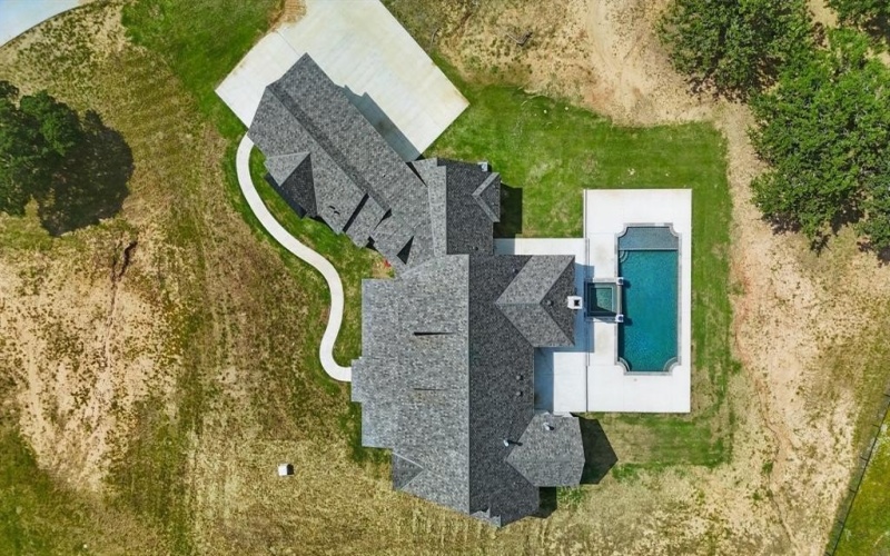623 Lake Valley Road, Sunset, TX 76270, 4 Bedrooms Bedrooms, ,3 BathroomsBathrooms,Residential,For Sale,623 Lake Valley Road,20955908