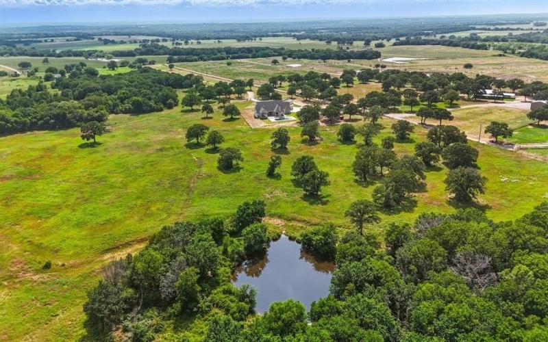 623 Lake Valley Road, Sunset, TX 76270, 4 Bedrooms Bedrooms, ,3 BathroomsBathrooms,Residential,For Sale,623 Lake Valley Road,20955908