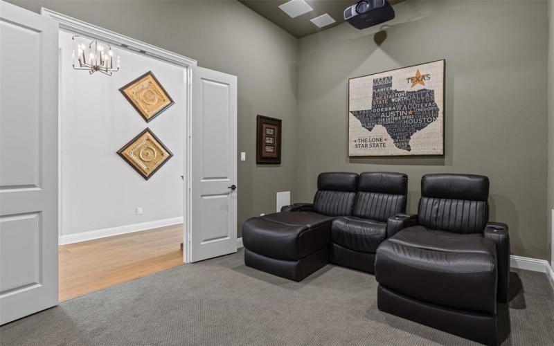 7741 Pondview Lane, Fort Worth, TX 76123, 4 Bedrooms Bedrooms, ,5 BathroomsBathrooms,Residential,For Sale,7741 Pondview Lane,20956386