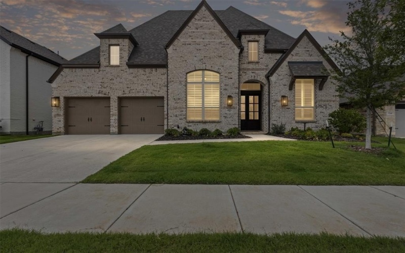 7741 Pondview Lane, Fort Worth, TX 76123, 4 Bedrooms Bedrooms, ,5 BathroomsBathrooms,Residential,For Sale,7741 Pondview Lane,20956386
