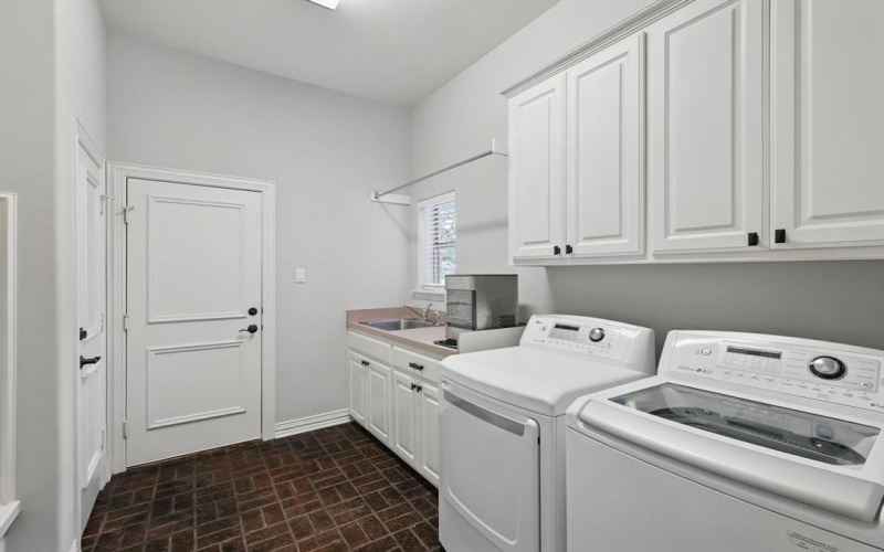 129 Shady Dale Lane, Coppell, TX 75019, 5 Bedrooms Bedrooms, ,3 BathroomsBathrooms,Residential,For Sale,129 Shady Dale Lane,20957866