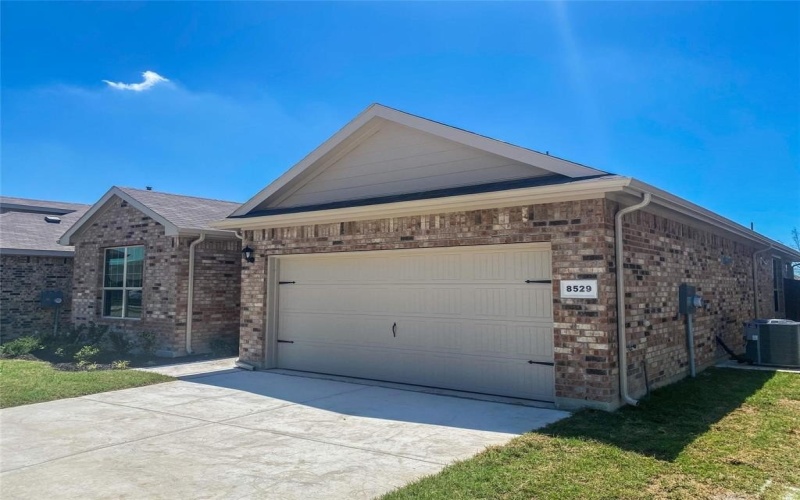 8529 Nightfall Lane, Fort Worth, TX 76179, 4 Bedrooms Bedrooms, ,2 BathroomsBathrooms,Residential Lease,For Rent,8529 Nightfall Lane,20957947