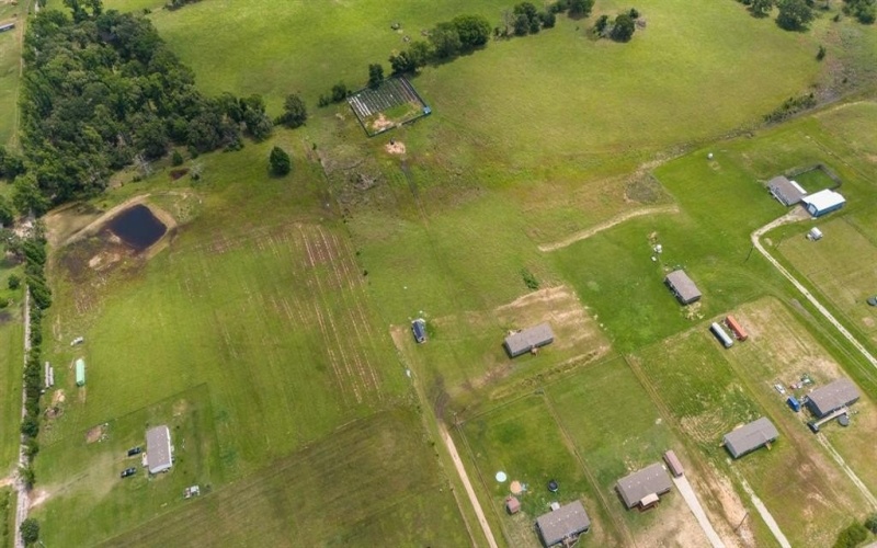 562 VZ COUNTY ROAD 1220, Grand Saline, TX 75140, 4 Habitaciones Habitaciones , ,2 BañosBaños,Residential,En Venta,562 VZ COUNTY ROAD 1220,20957993