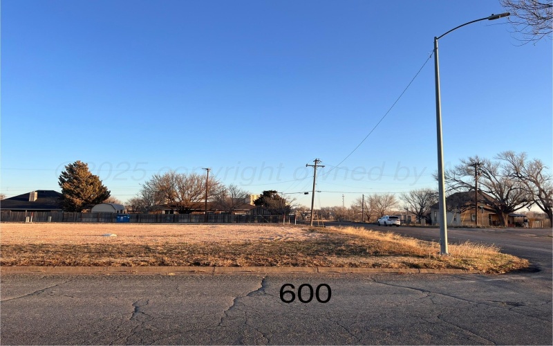 600 Columbia Drive, Hereford, TX 79045, 4 Bedrooms Bedrooms, ,2 BathroomsBathrooms,Residential,For Sale,600 Columbia Drive,25-2382