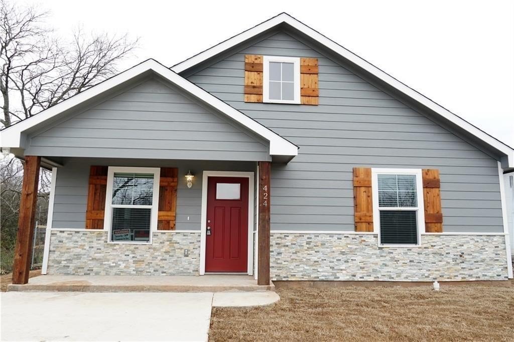 424 E Nelson Street, Denison, TX 75021, 3 Bedrooms Bedrooms, ,2 BathroomsBathrooms,Residential Lease,For Rent,424 E Nelson Street,20958226