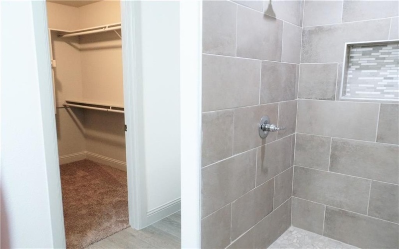 424 E Nelson Street, Denison, TX 75021, 3 Bedrooms Bedrooms, ,2 BathroomsBathrooms,Residential Lease,For Rent,424 E Nelson Street,20958226
