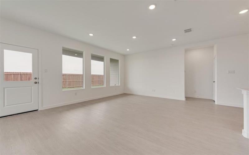 10013 Warlander Drive, Providence Village, TX 76227, 4 Habitaciones Habitaciones , ,3 BañosBaños,Residential,En Venta,10013 Warlander Drive,20958246