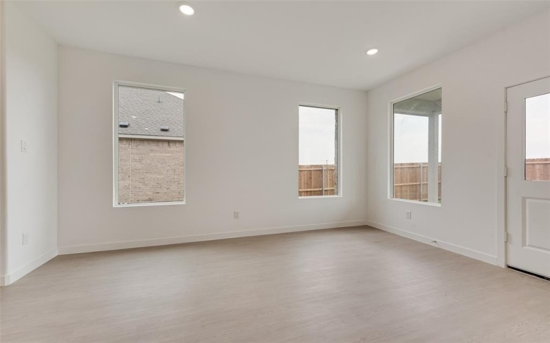 10013 Warlander Drive, Providence Village, TX 76227, 4 Habitaciones Habitaciones , ,3 BañosBaños,Residential,En Venta,10013 Warlander Drive,20958246