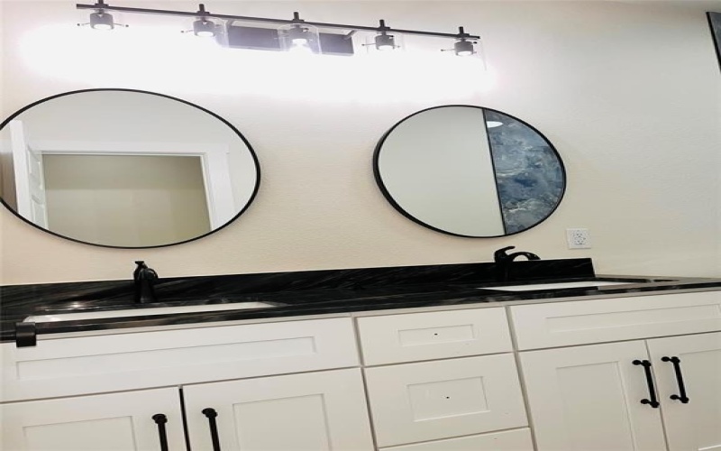 2309 Forest Hill Lane, Granbury, TX 76048, 4 Habitaciones Habitaciones , ,2 BañosBaños,Residential,En Venta,2309 Forest Hill Lane,20958314