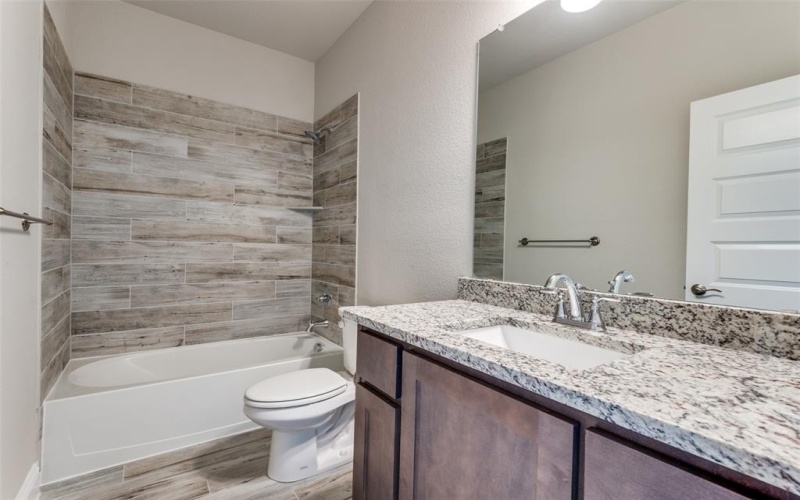 964 Shadow Valley Road, Whitesboro, TX 76273, 4 Bedrooms Bedrooms, ,3 BathroomsBathrooms,Residential,For Sale,964 Shadow Valley Road,20958373