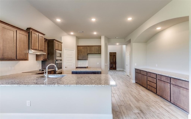 964 Shadow Valley Road, Whitesboro, TX 76273, 4 Bedrooms Bedrooms, ,3 BathroomsBathrooms,Residential,For Sale,964 Shadow Valley Road,20958373
