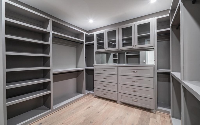 4529 Emerson Avenue #8L, University Park, TX 75205, 3 Bedrooms Bedrooms, ,3 BathroomsBathrooms,Residential Lease,For Rent,4529 Emerson Avenue,20957178