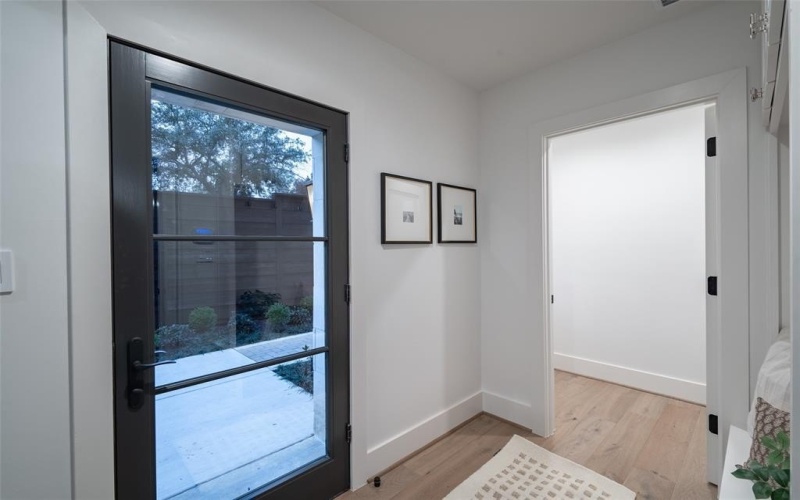 4529 Emerson Avenue #6L, University Park, TX 75205, 2 Habitaciones Habitaciones , ,2 BañosBaños,Residential Lease,En Alquiler,4529 Emerson Avenue,20957184