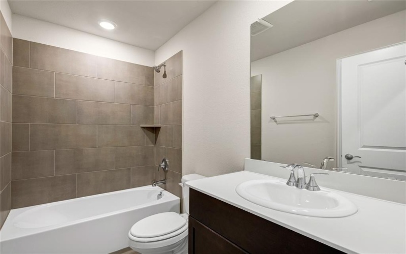 913 Elijah Lane, McKinney, TX 75069, 4 Habitaciones Habitaciones , ,3 BañosBaños,Residential Lease,En Alquiler,913 Elijah Lane,20957211
