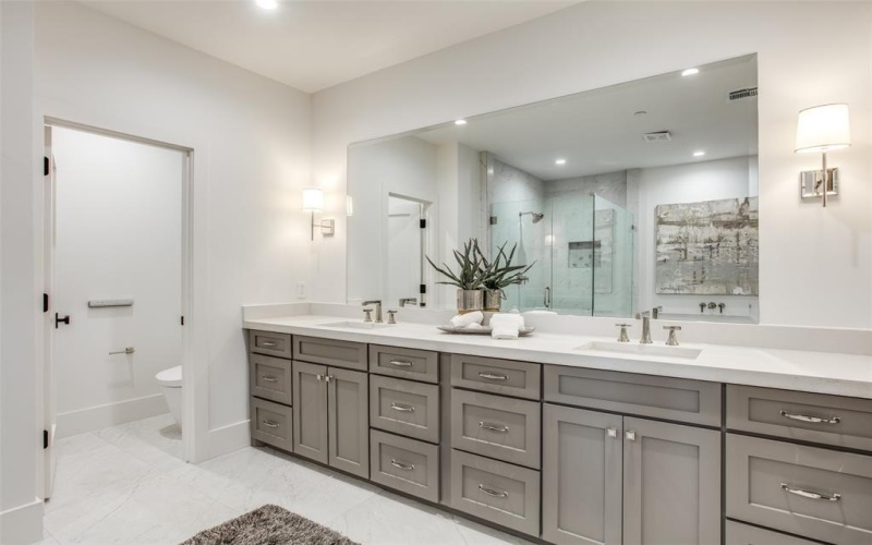 4112 Druid Lane #1, University Park, TX 75205, 3 Bedrooms Bedrooms, ,3 BathroomsBathrooms,Residential Lease,For Rent,4112 Druid Lane,20957225