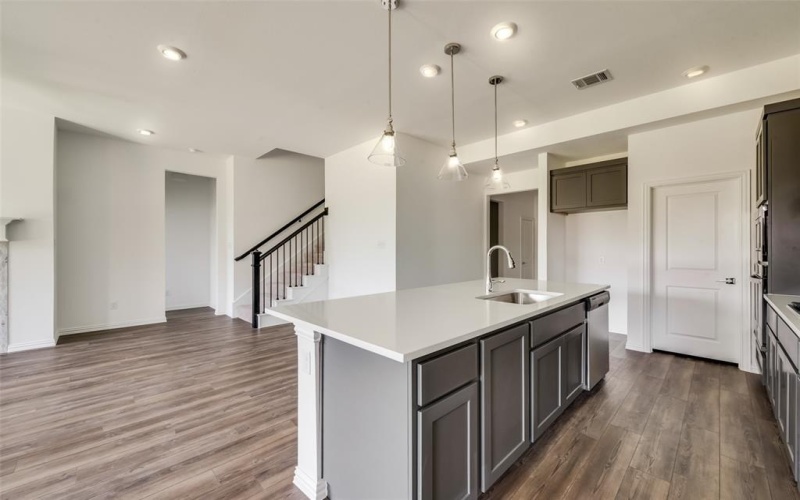 1820 Purtis Creek Drive, Forney, TX 75126, 4 Habitaciones Habitaciones , ,2 BañosBaños,Residential Lease,En Alquiler,1820 Purtis Creek Drive,20957356