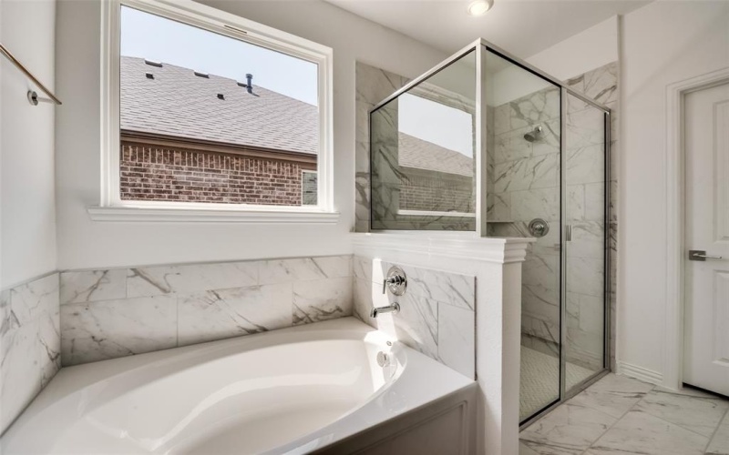 1820 Purtis Creek Drive, Forney, TX 75126, 4 Habitaciones Habitaciones , ,2 BañosBaños,Residential Lease,En Alquiler,1820 Purtis Creek Drive,20957356