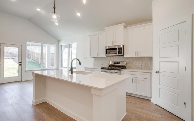 7136 Intrepid Drive, Fort Worth, TX 76179, 3 Bedrooms Bedrooms, ,2 BathroomsBathrooms,Residential,For Sale,7136 Intrepid Drive,20957680