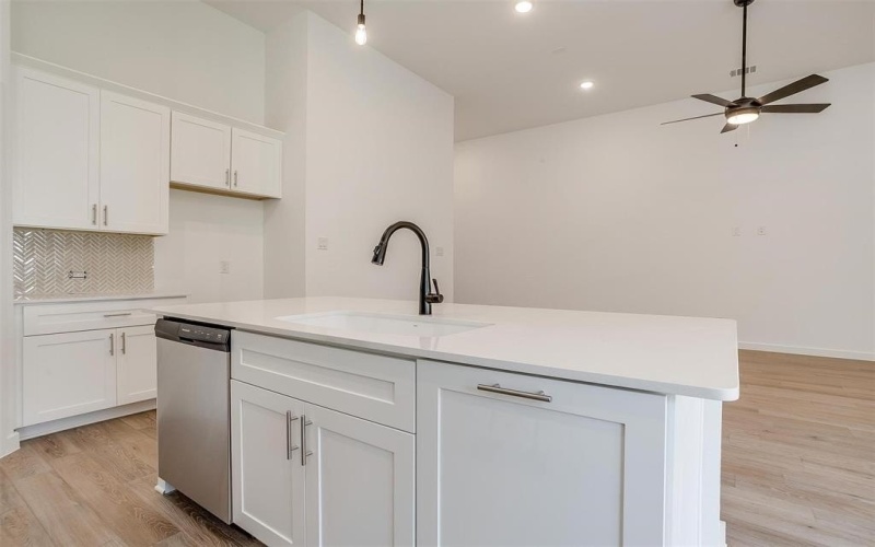 7136 Intrepid Drive, Fort Worth, TX 76179, 3 Bedrooms Bedrooms, ,2 BathroomsBathrooms,Residential,For Sale,7136 Intrepid Drive,20957680