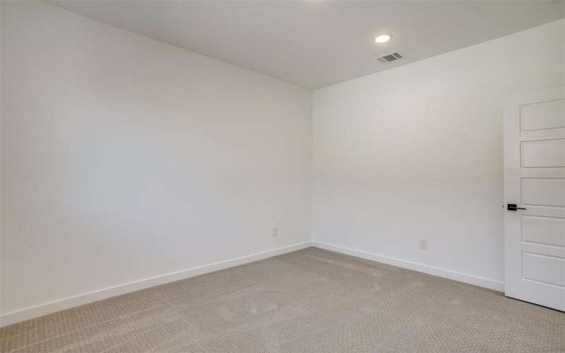 7136 Intrepid Drive, Fort Worth, TX 76179, 3 Bedrooms Bedrooms, ,2 BathroomsBathrooms,Residential,For Sale,7136 Intrepid Drive,20957680