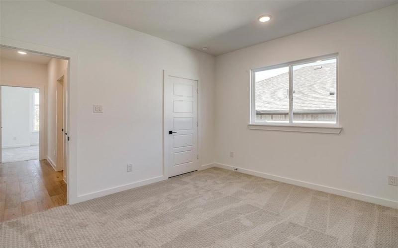 7136 Intrepid Drive, Fort Worth, TX 76179, 3 Bedrooms Bedrooms, ,2 BathroomsBathrooms,Residential,For Sale,7136 Intrepid Drive,20957680