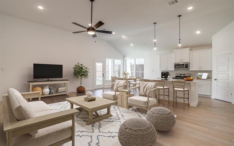 7136 Intrepid Drive, Fort Worth, TX 76179, 3 Bedrooms Bedrooms, ,2 BathroomsBathrooms,Residential,For Sale,7136 Intrepid Drive,20957680