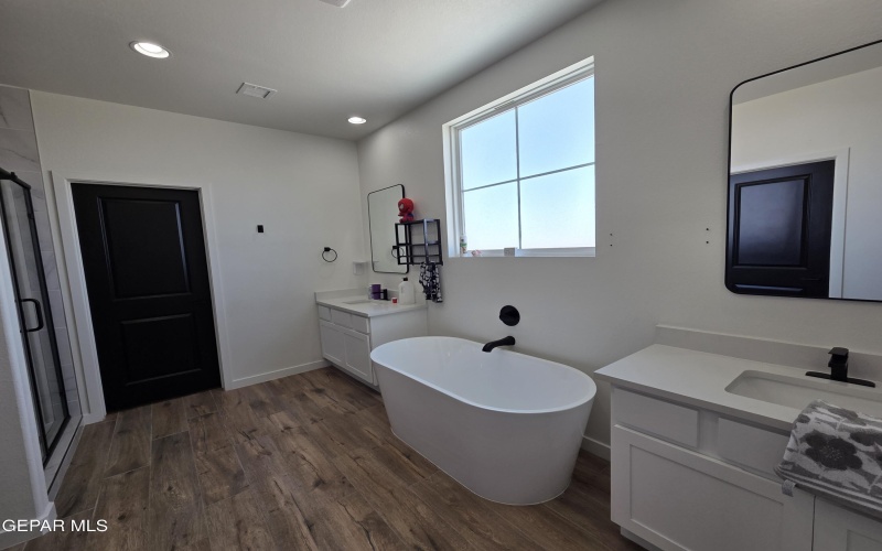 253 Playa Vis Street, Horizon City, TX 79928, 4 Habitaciones Habitaciones , ,2 BañosBaños,Residential,En Venta,253 Playa Vis Street,924002