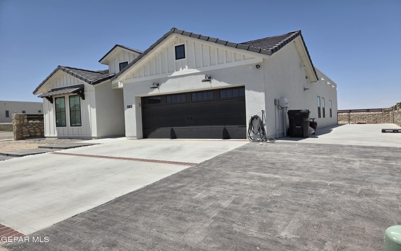 253 Playa Vis Street, Horizon City, TX 79928, 4 Habitaciones Habitaciones , ,2 BañosBaños,Residential,En Venta,253 Playa Vis Street,924002