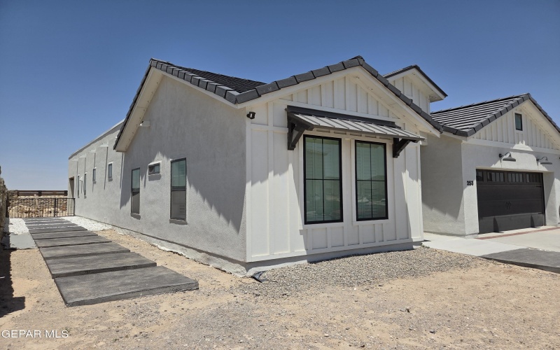 253 Playa Vis Street, Horizon City, TX 79928, 4 Habitaciones Habitaciones , ,2 BañosBaños,Residential,En Venta,253 Playa Vis Street,924002