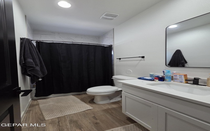 253 Playa Vis Street, Horizon City, TX 79928, 4 Habitaciones Habitaciones , ,2 BañosBaños,Residential,En Venta,253 Playa Vis Street,924002