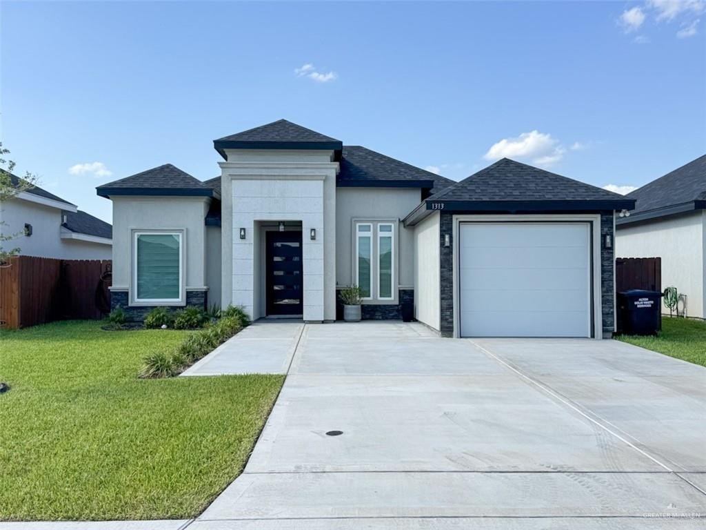 1313 W Dawes Avenue W, Alton, TX 78573, 3 Habitaciones Habitaciones , ,2 BañosBaños,Residential,En Venta,1313 W Dawes Avenue W,472769