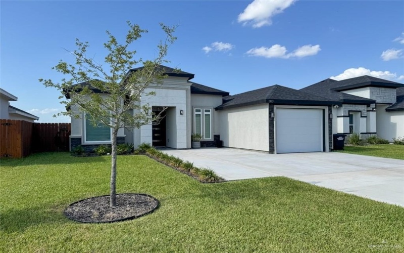 1313 W Dawes Avenue W, Alton, TX 78573, 3 Habitaciones Habitaciones , ,2 BañosBaños,Residential,En Venta,1313 W Dawes Avenue W,472769