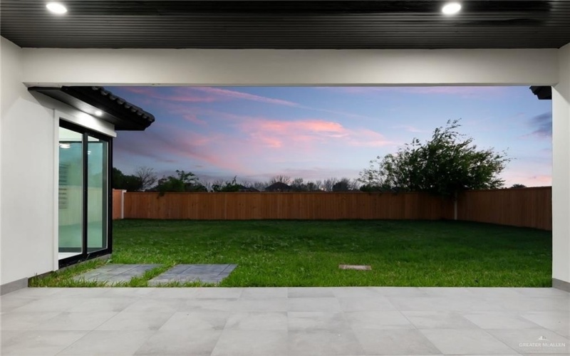 4909 W Highland Avenue, McAllen, TX 78501, 4 Habitaciones Habitaciones , ,5 BañosBaños,Residential Lease,En Alquiler,4909 W Highland Avenue,472975