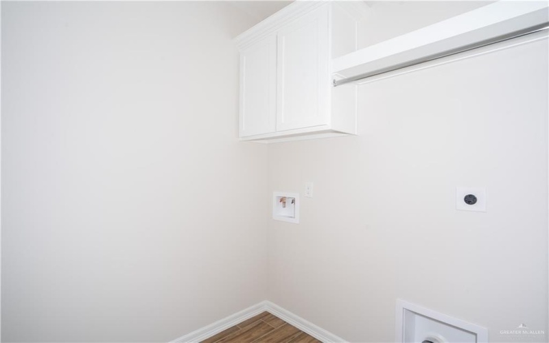 1120 Washington Avenue, Mission, TX 78572, 3 Bedrooms Bedrooms, ,2 BathroomsBathrooms,Residential,For Sale,1120 Washington Avenue,473043