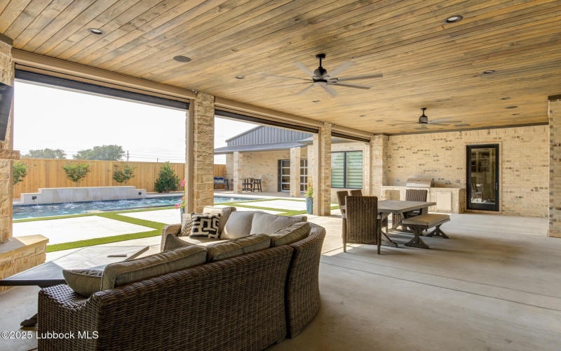 4502 Zadar Avenue, Lubbock, TX 79407, 4 Habitaciones Habitaciones , ,5 BañosBaños,Residential,En Venta,4502 Zadar Avenue,202555826