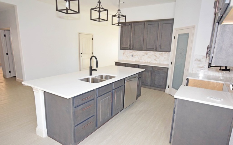 8639 Fortuna CRT, Odessa, TX 79765, 4 Habitaciones Habitaciones , ,3 BañosBaños,Residential,En Venta,8639 Fortuna CRT,50082699