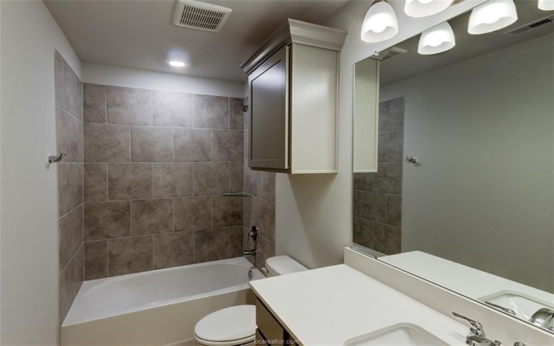 6202 Trado, College Station, TX 77845, 4 Habitaciones Habitaciones , ,3 BañosBaños,Residential Lease,En Alquiler,6202 Trado,25004873