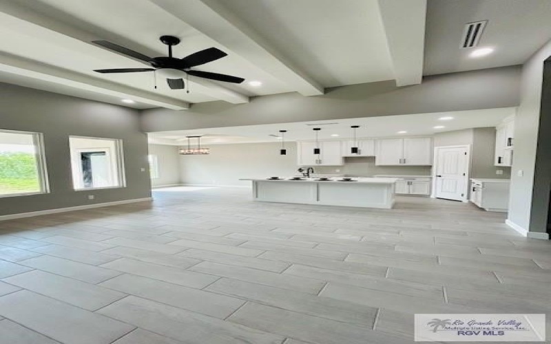 521 VALLEY OAK CIR., LOS FRESNOS, TX 78566, 3 Habitaciones Habitaciones , ,2 BañosBaños,Residential,En Venta,521 VALLEY OAK CIR.,29765763